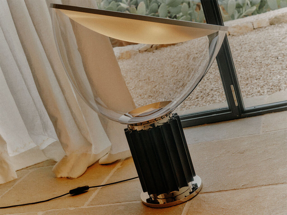 Lámpara de mesa Taccia Small de Flos